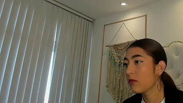 Snapshot of Sara_funy chatting on May 23, 11:25 am Sara funy online show from May 23, 11:25 am