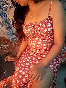 Queen of Nepal online show from February 25, 1:32 pm