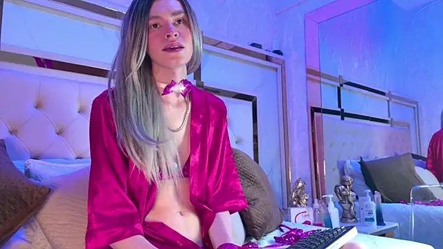 kamilla rossi online show from March 23, 7:18 pm