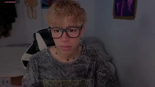 Ryan sweet online show from March 4, 5:30 pm