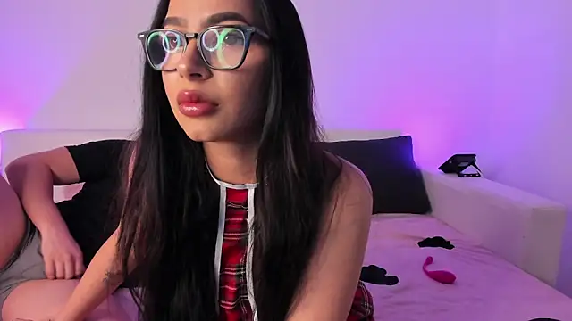 lustfulcouple69 online show from April 21, 8:55 pm