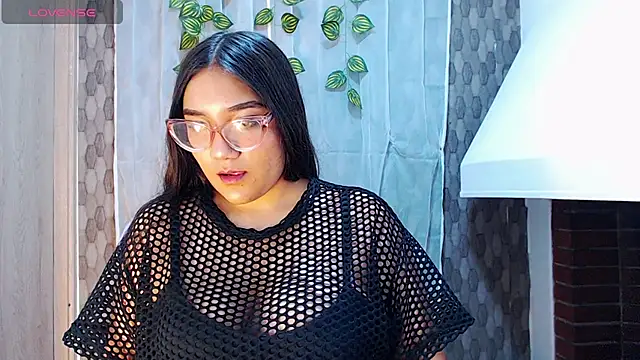 anyela donecm online show from April 13, 7:19 pm