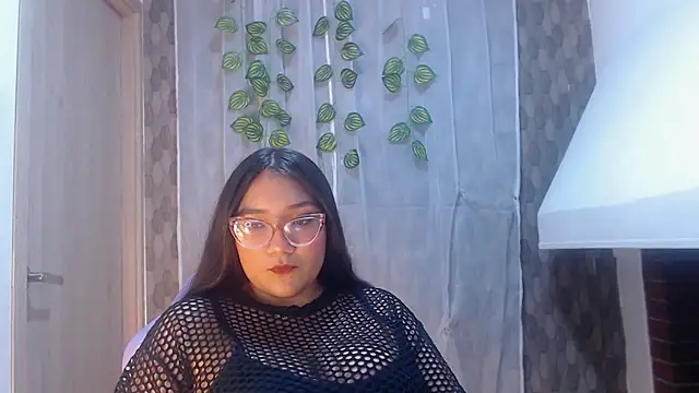 anyela donecm online show from April 20, 7:26 pm