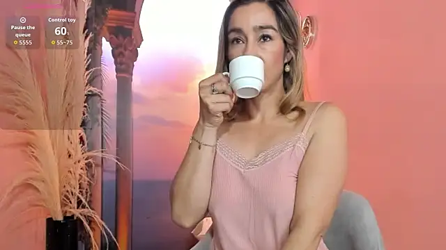 Madam Dalila online show from March 15, 10:43 am