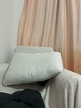 paula p07 online show from April 1, 10:05 am