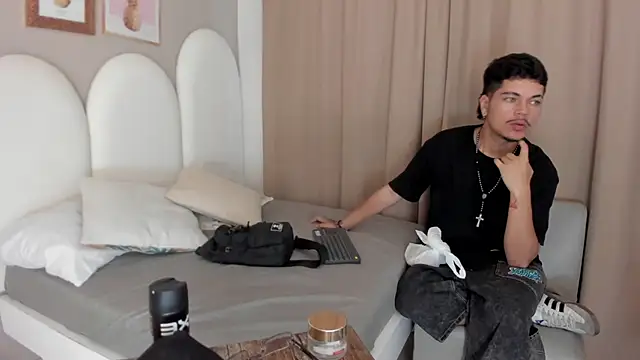 Jason 23   online show from April 12, 1:27 pm