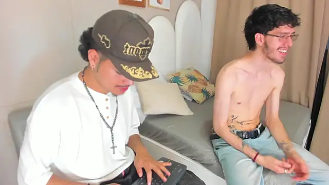 Jason 23   online show from April 13, 7:19 pm