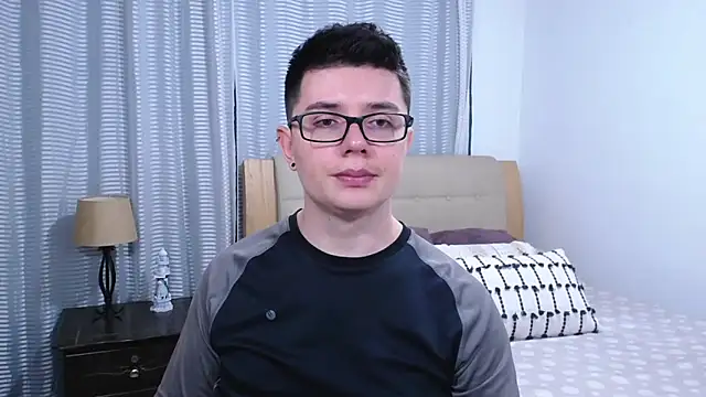 BlackFoXXX69 online show from April 2, 8:28 pm