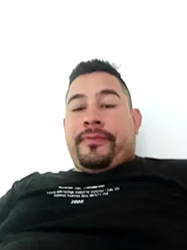 Snapshot of stivengaviria chatting on February 27, 6:30 pm stivengaviria online show from February 27, 6:30 pm