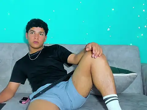 Snapshot of Brandon_Wesly chatting on February 26, 4:50 pm Brandon Wesly online show from February 26, 4:50 pm