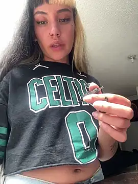 Sara 92 online show from April 18, 5:39 pm