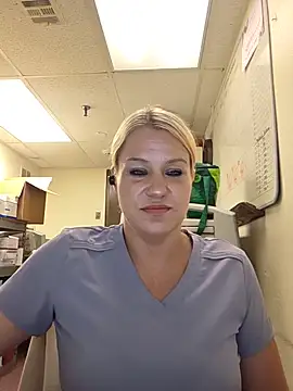 Snapshot of LadyB07 chatting on July 2, 5:30 pm LadyB07 online show from July 2, 5:30 pm