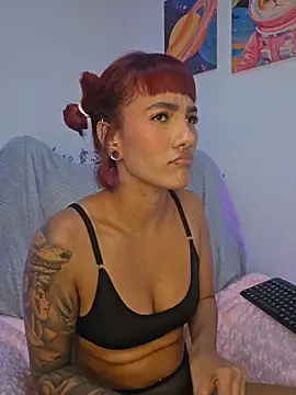 Nixtaylor1 online show from April 10, 10:47 pm