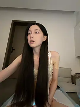 Snapshot of DD-5200 chatting on June 8, 3:23 pm DD-5200 online show from June 8, 3:23 pm
