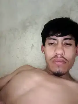 FanlikeSaxist online show from April 8, 11:59 pm