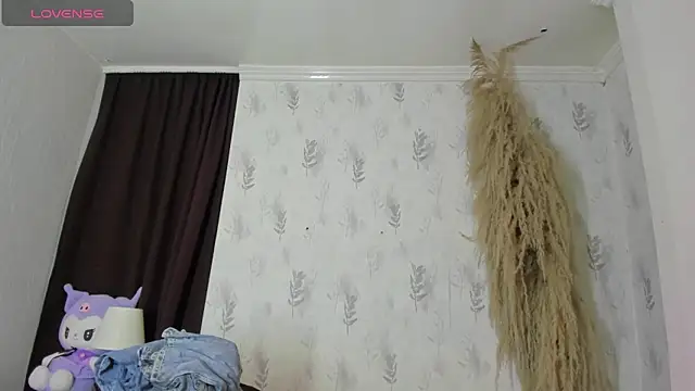 Babyfox gh online show from April 8, 7:47 pm