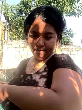 emi li82 online show from March 30, 10:22 pm