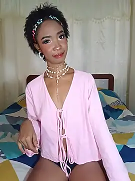 Snapshot of TinnaPeyton chatting on June 5, 3:40 pm TinnaPeyton online show from June 5, 3:40 pm