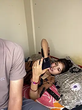 LOVELUST02 online show from April 2, 5:27 am