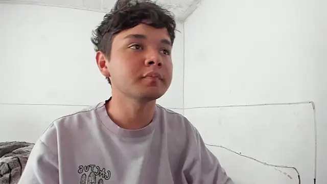Snapshot of Kody_Royale chatting on May 23, 9:08 pm Kody Royale online show from May 23, 9:08 pm