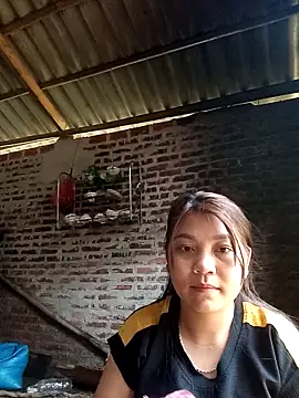 Snapshot of Linhna20 chatting on March 2, 7:37 am Linhna20 online show from March 2, 7:37 am