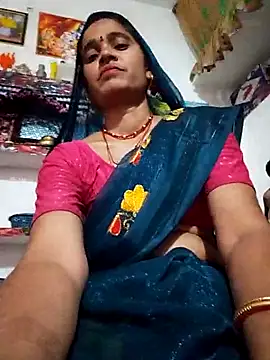 Snapshot of Hot_reej85 chatting on March 15, 9:37 am Hot reej85 online show from March 15, 9:37 am