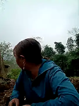 lyly sexx online show from March 11, 2:39 am