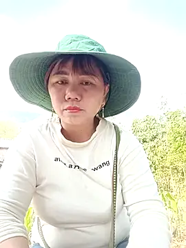 lyly sexx online show from April 11, 12:59 am