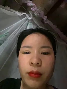 Snapshot of Ivy_Trix2 chatting on March 2, 2:25 am Ivy Trix2 online show from March 2, 2:25 am