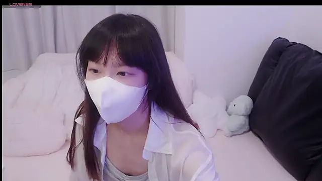 AiIris1 online show from April 6, 12:17 pm