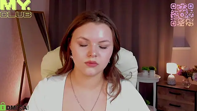 serinella  online show from March 7, 12:24 pm