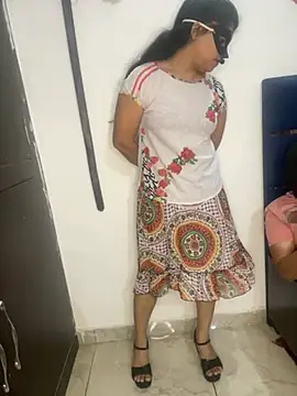 Snapshot of Dirty_pair chatting on March 28, 9:20 am Dirty pair online show from March 28, 9:20 am