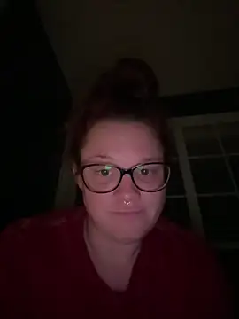 Averyleig online show from March 30, 3:29 am