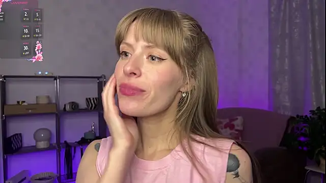 RosaMoore online show from April 18, 7:58 pm