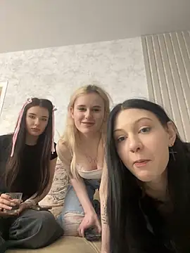 Snapshot of prosto_sexyswag chatting on March 10, 9:09 pm prosto sexyswag online show from March 10, 9:09 pm