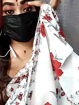Snapshot of Cutie_Nila chatting on July 21, 4:59 am Cutie Nila online show from July 21, 4:59 am