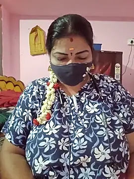 Snapshot of tamil_lathikaaa chatting on May 27, 3:14 am tamil lathikaaa online show from May 27, 3:14 am
