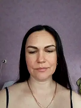 Snapshot of AmyLove471 chatting on June 6, 2:11 pm AmyLove471 online show from June 6, 2:11 pm