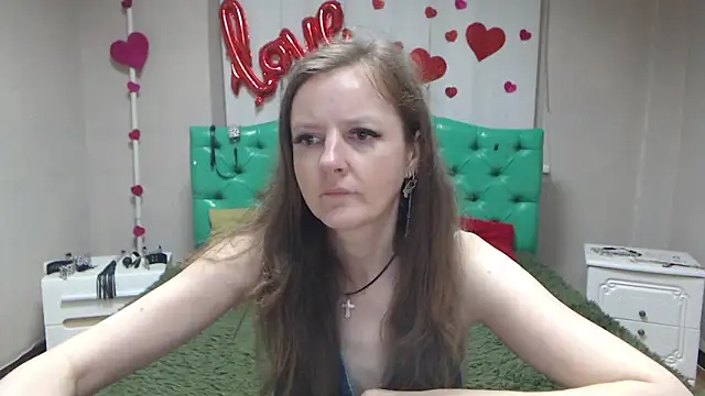 Snapshot of MeganPirs chatting on May 14, 5:09 pm MeganPirs online show from May 14, 5:09 pm