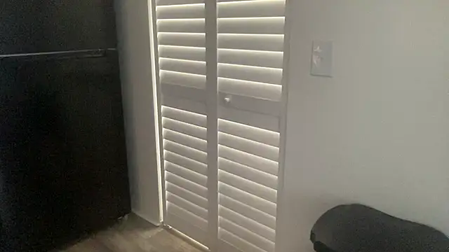 Snapshot of elbabymask chatting on March 3, 5:52 pm elbabymask online show from March 3, 5:52 pm