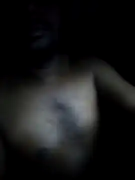 Snapshot of sathish2895 chatting on April 18, 8:20 pm sathish2895 online show from April 18, 8:20 pm