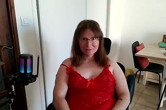 Snapshot of Jessica_hotTime chatting on April 10, 8:08 am Jessica hotTime online show from April 10, 8:08 am