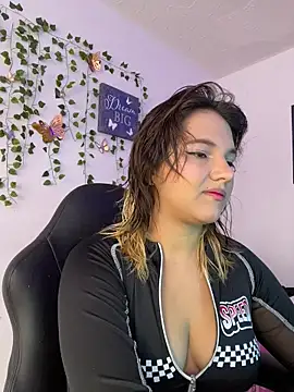 aurora bela online show from March 22, 4:10 pm