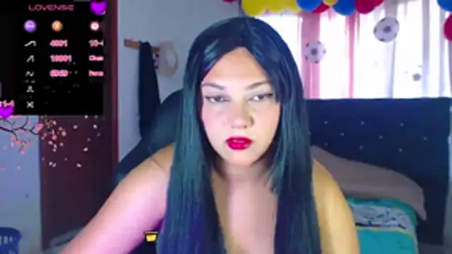 Snapshot of aurora_bela chatting on June 15, 9:39 pm aurora bela online show from June 15, 9:39 pm