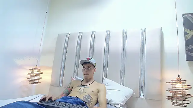 Ethan Wolfe online show from March 5, 5:58 am