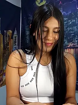 charlottte wh online show from April 12, 6:29 am