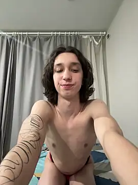 Snapshot of PrettylnPink_ chatting on March 1, 11:07 pm PrettylnPink online show from March 1, 11:07 pm