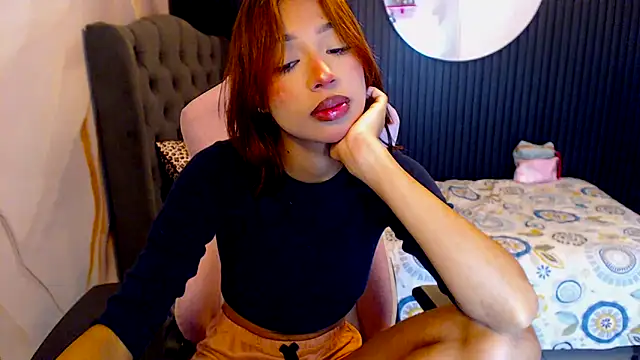Snapshot of stefanny_vv chatting on May 8, 3:39 pm stefanny vv online show from May 8, 3:39 pm