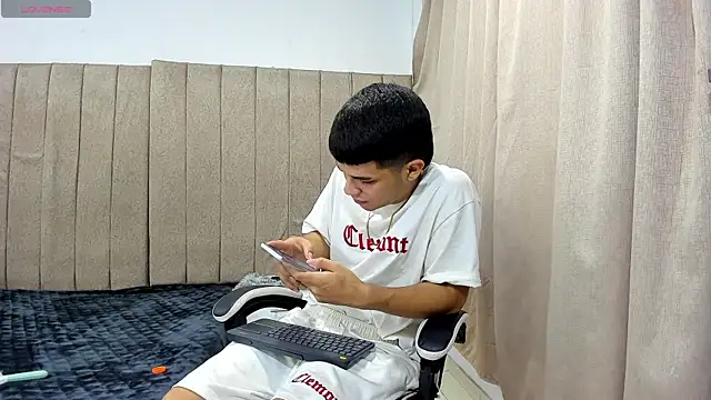 pipe hot04 online show from June 22, 5:26 am