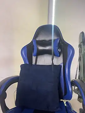 Maddie 7 online show from April 12, 3:00 am